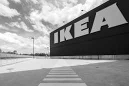 Ikea Österreich setzt auf Click & Collect, Alibaba und Sberbank planen E-Commerce-Plattform für Russland, Amazon Dash Button wird für US-amerikanische Prime-Kunden digital - das liest Du heute in Deinen Weekly News.